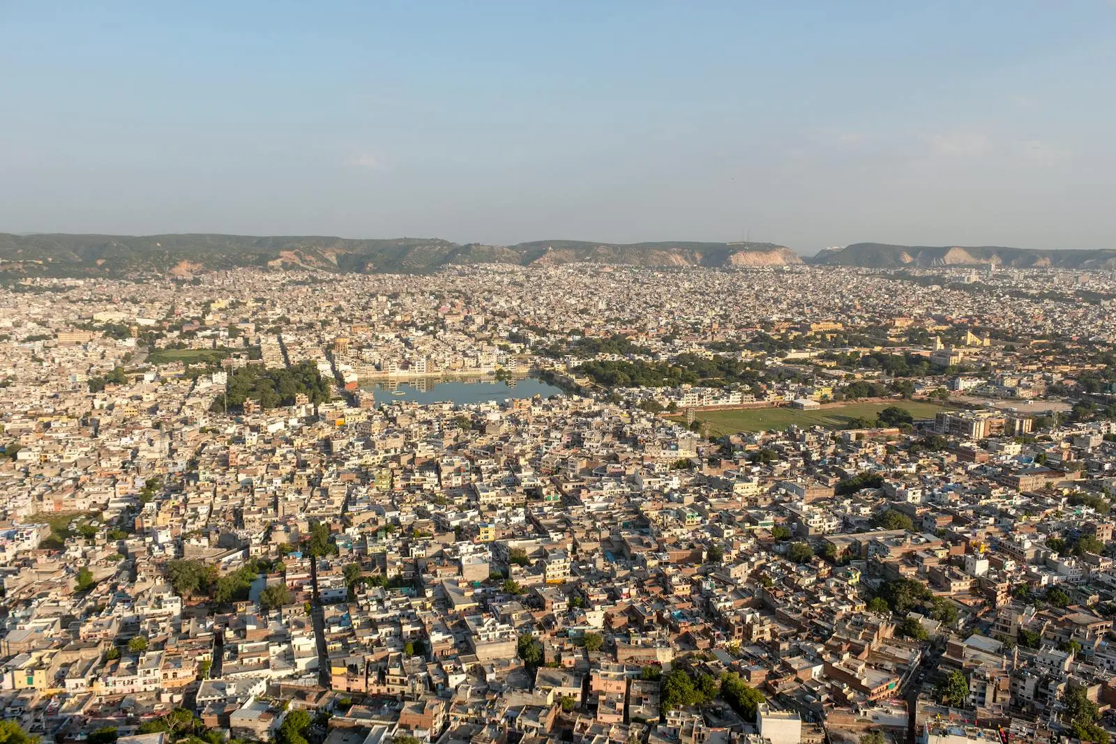 Reizen met alleen handbagage: De Complete Gids