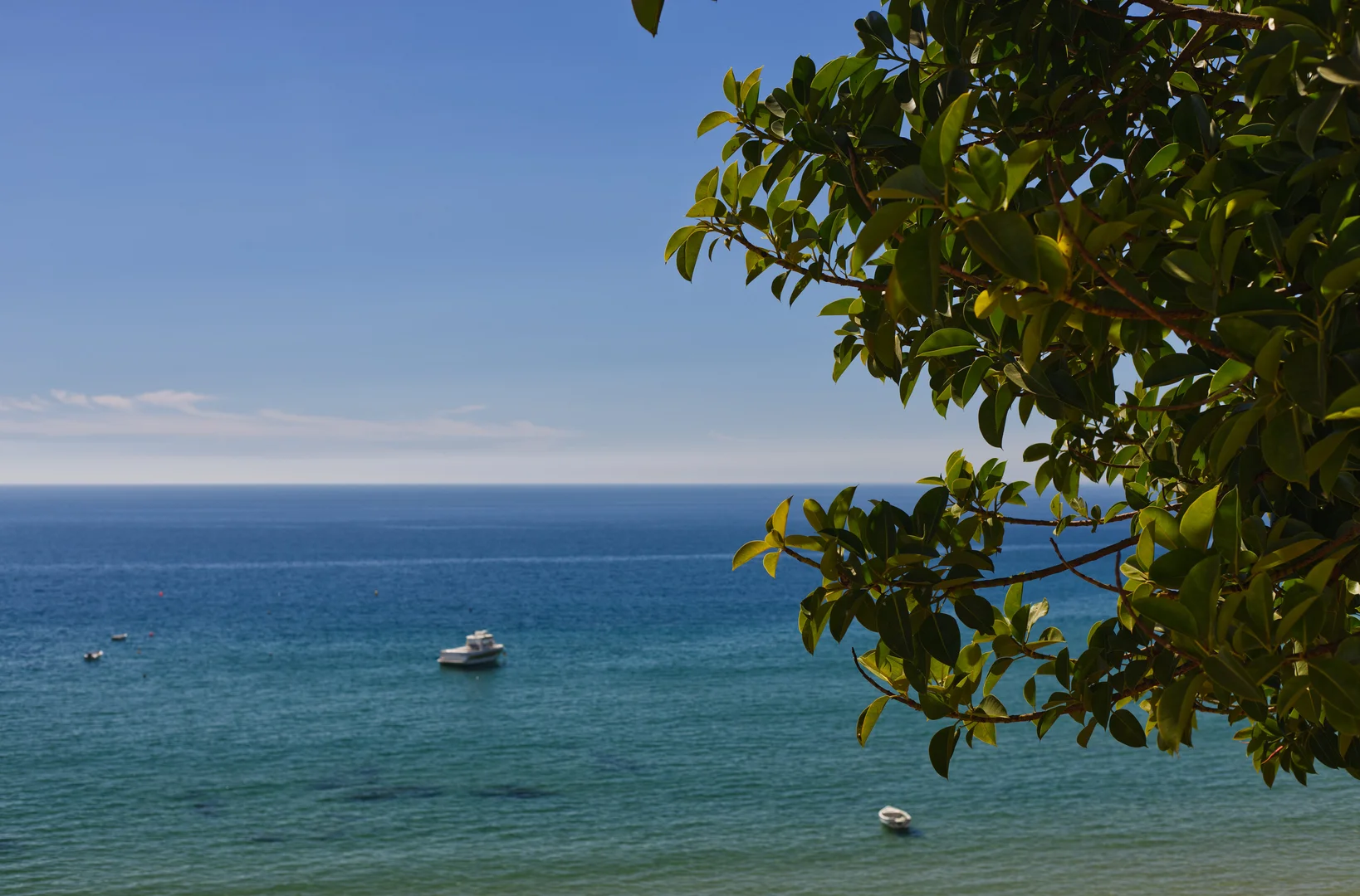Zeezicht vanuit Burgao